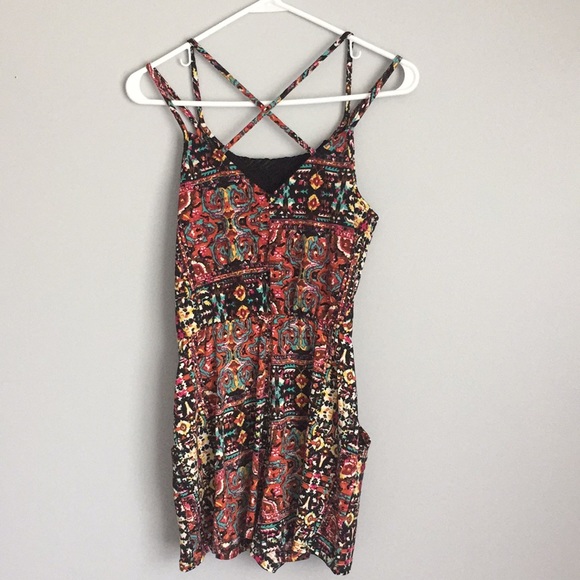 Patterned Romper - Picture 2 of 2